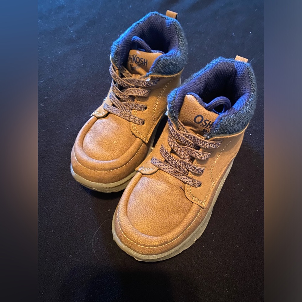 Oshkosh boots